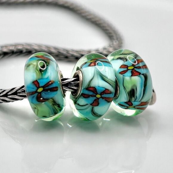 TROLLBEADS Turquoise Blue, Green, Red & Yellow Pinwheel LAA 925S Beach Vibes #2 - Picture 2 of 6